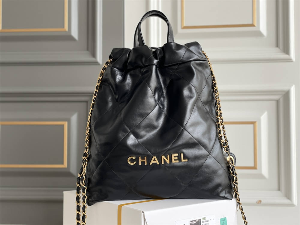 Chanel 22 backpack 34x29x10.5cm 2025 new 